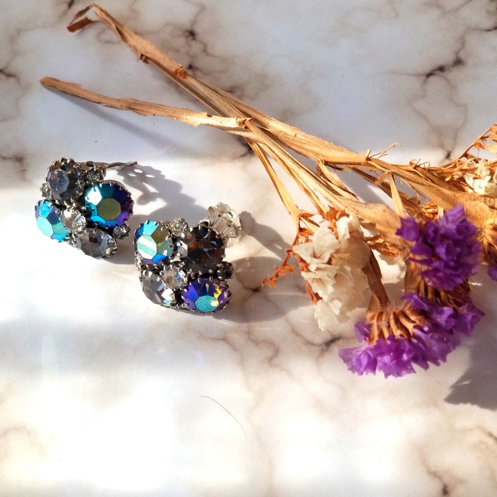 Weiss signed clip on earrings black diamond AB